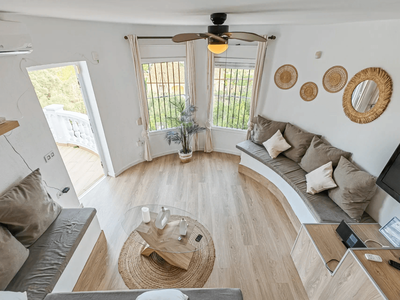 Villa a la venta con vistas al mar de Denia.