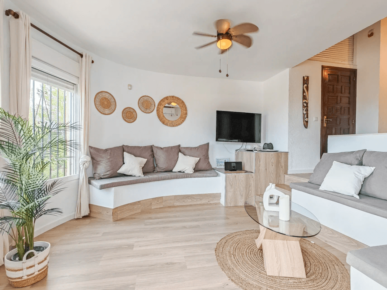 Villa a la venta con vistas al mar de Denia.