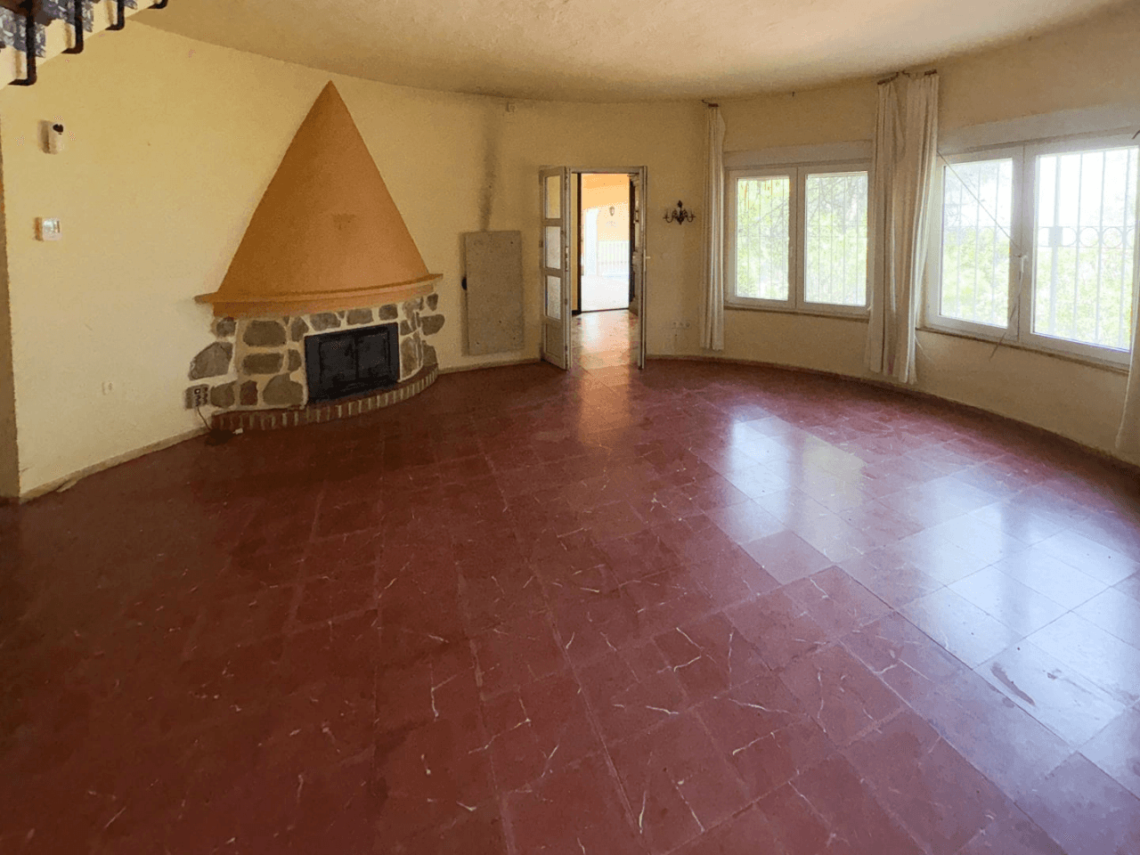 Villa para reformar con las mejores vistas de Dénia.