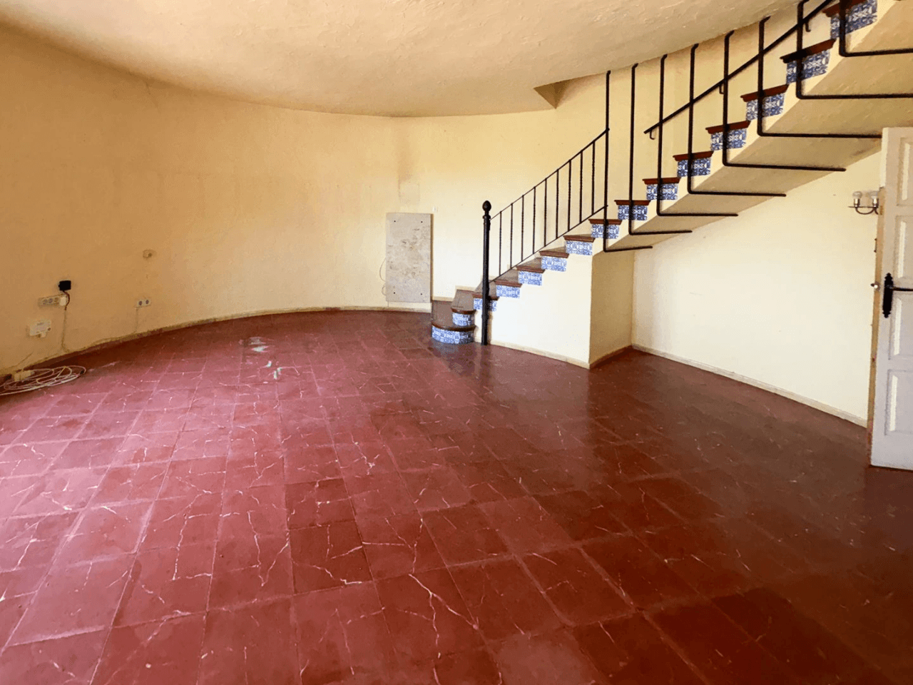 Villa para reformar con las mejores vistas de Dénia.