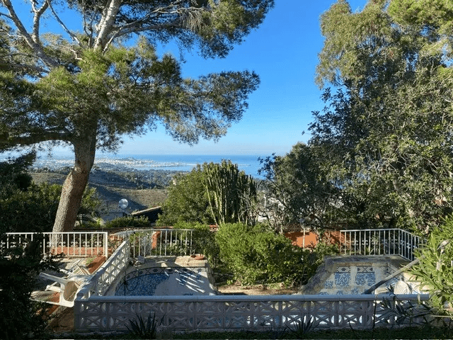 Villa para reformar con las mejores vistas de Dénia.