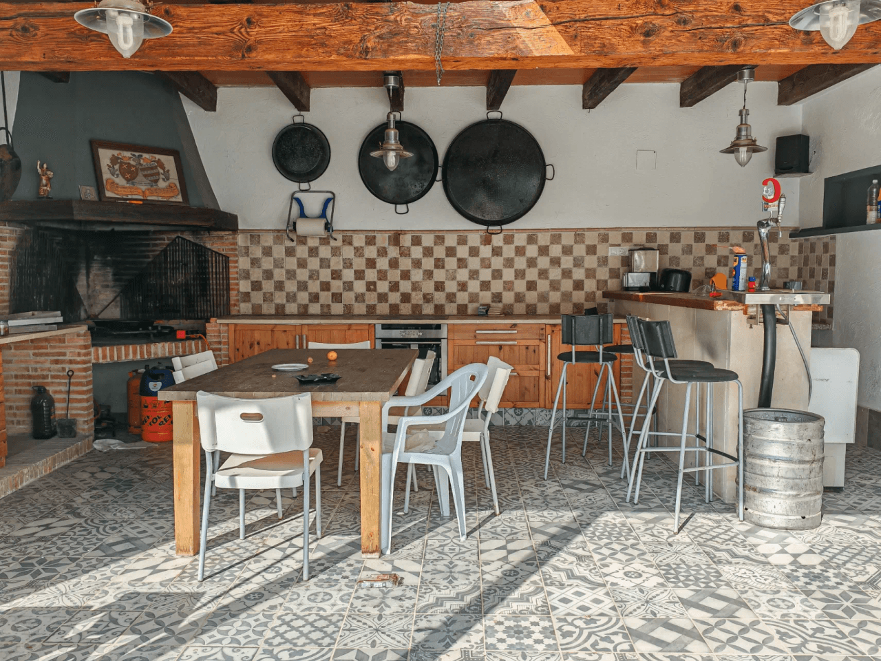 Villa a la venta cerca del centro de Denia con vistas al mar y montaña