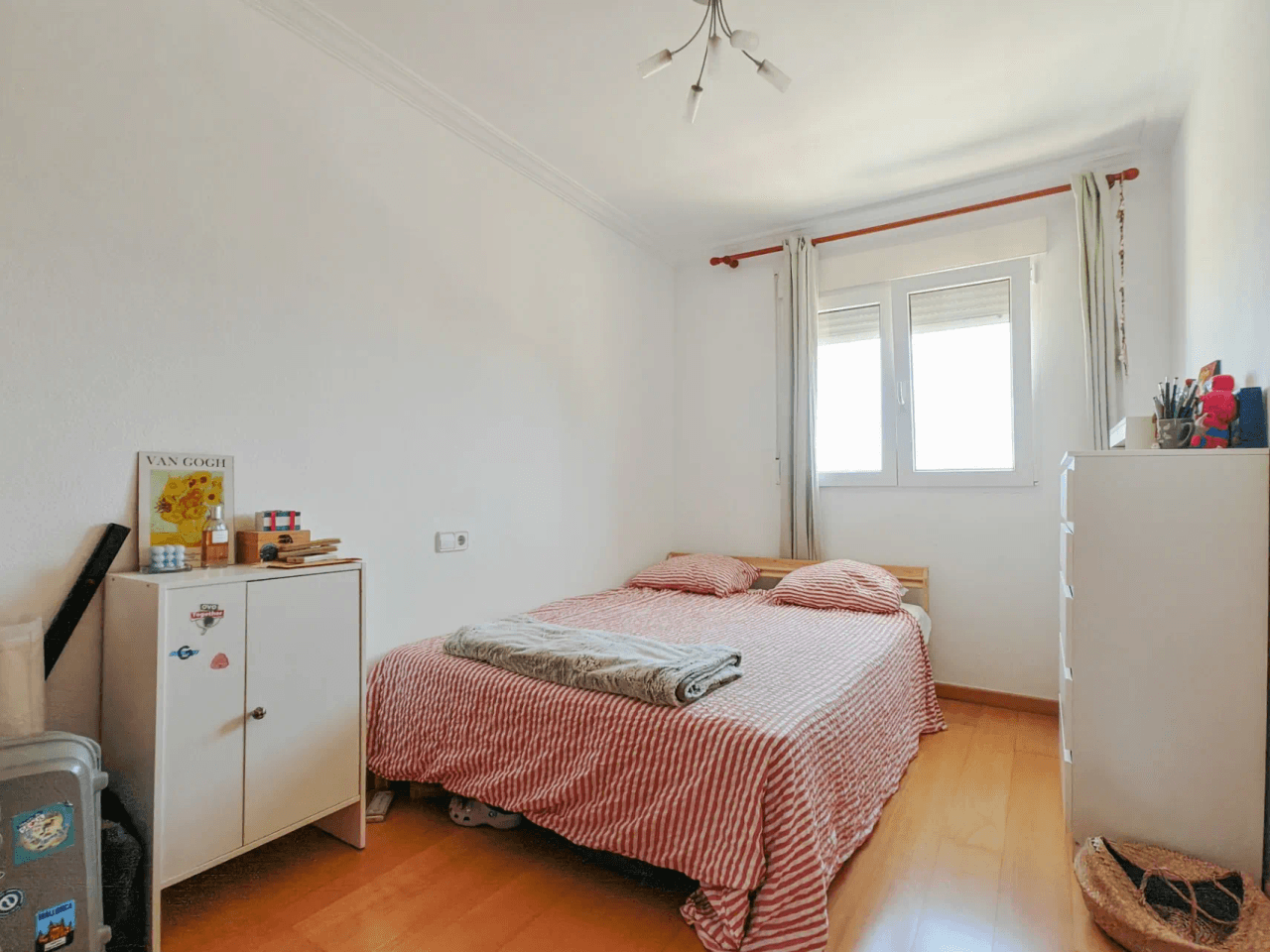 Villa a la venta con muchas posibilidades y vistas despejadas en Denia