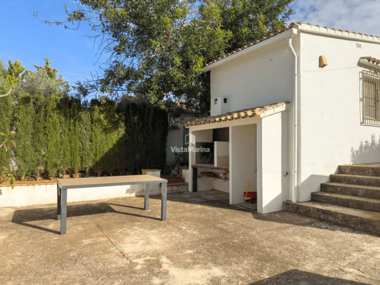 Chalet en venta en El Montgó, Denia: 3 habitaciones y piscina privada.