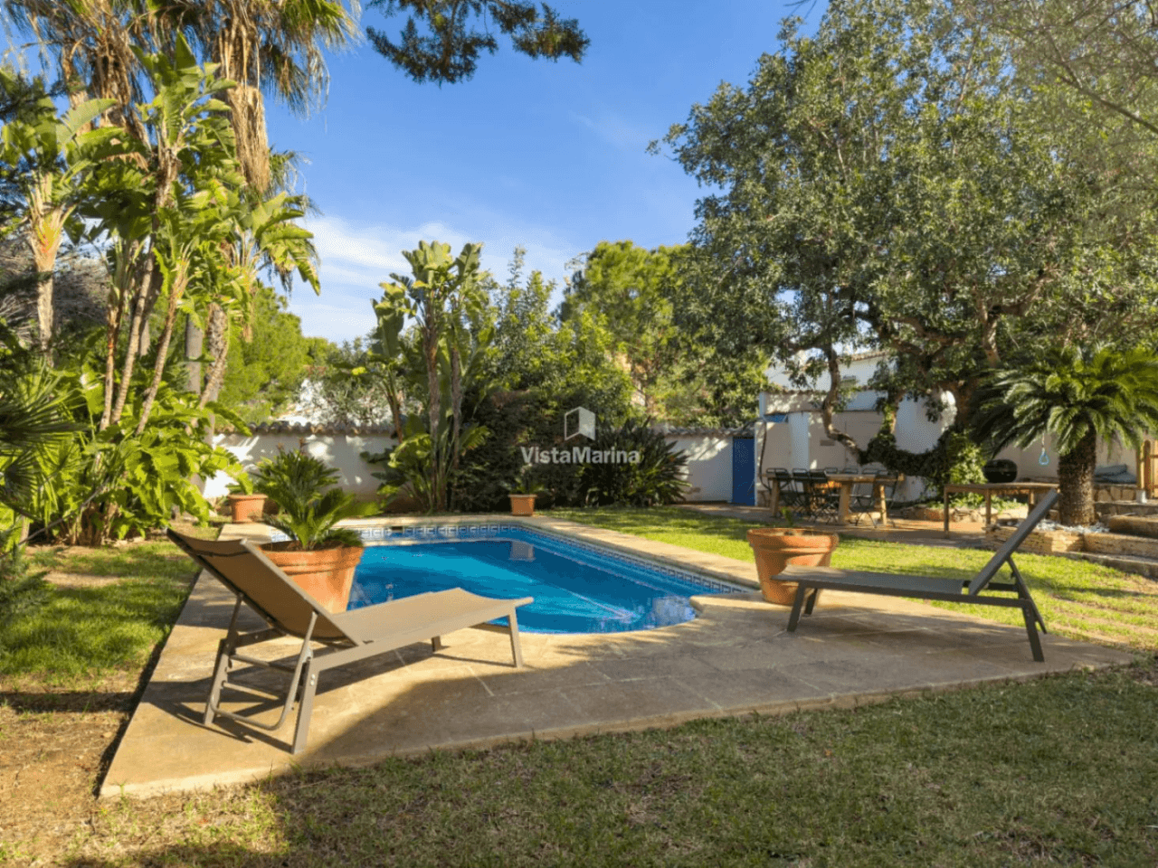 Chalet en venta en El Montgó, Denia: 3 habitaciones y piscina privada.