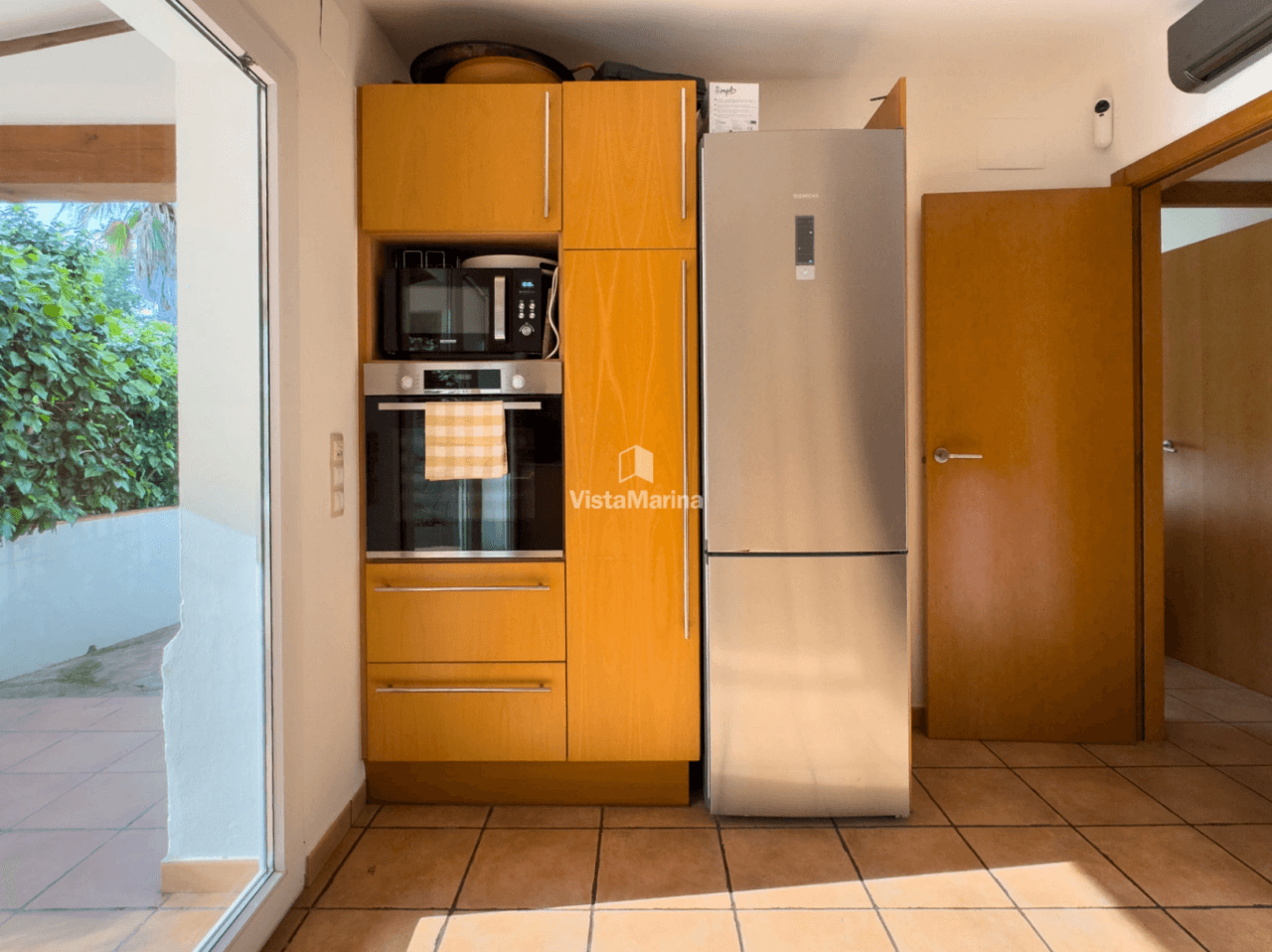 Chalet en venta en El Montgó, Denia: 3 habitaciones y piscina privada.