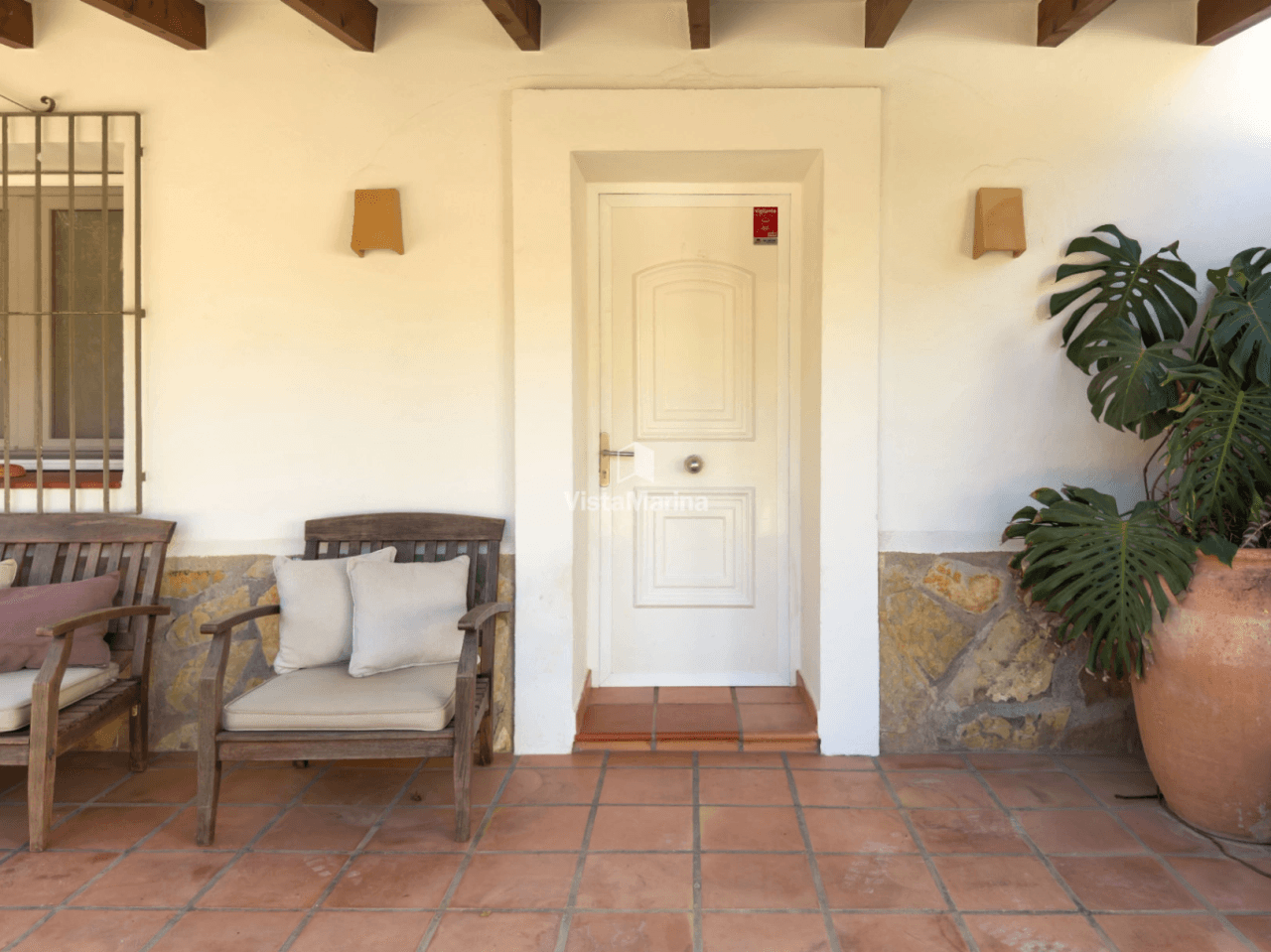 Chalet en venta en El Montgó, Denia: 3 habitaciones y piscina privada.