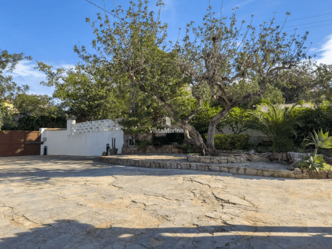 Chalet en venta en El Montgó, Denia: 3 habitaciones y piscina privada.
