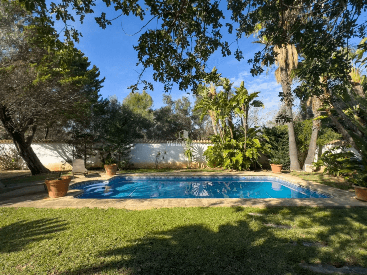 Chalet en venta en El Montgó, Denia: 3 habitaciones y piscina privada.