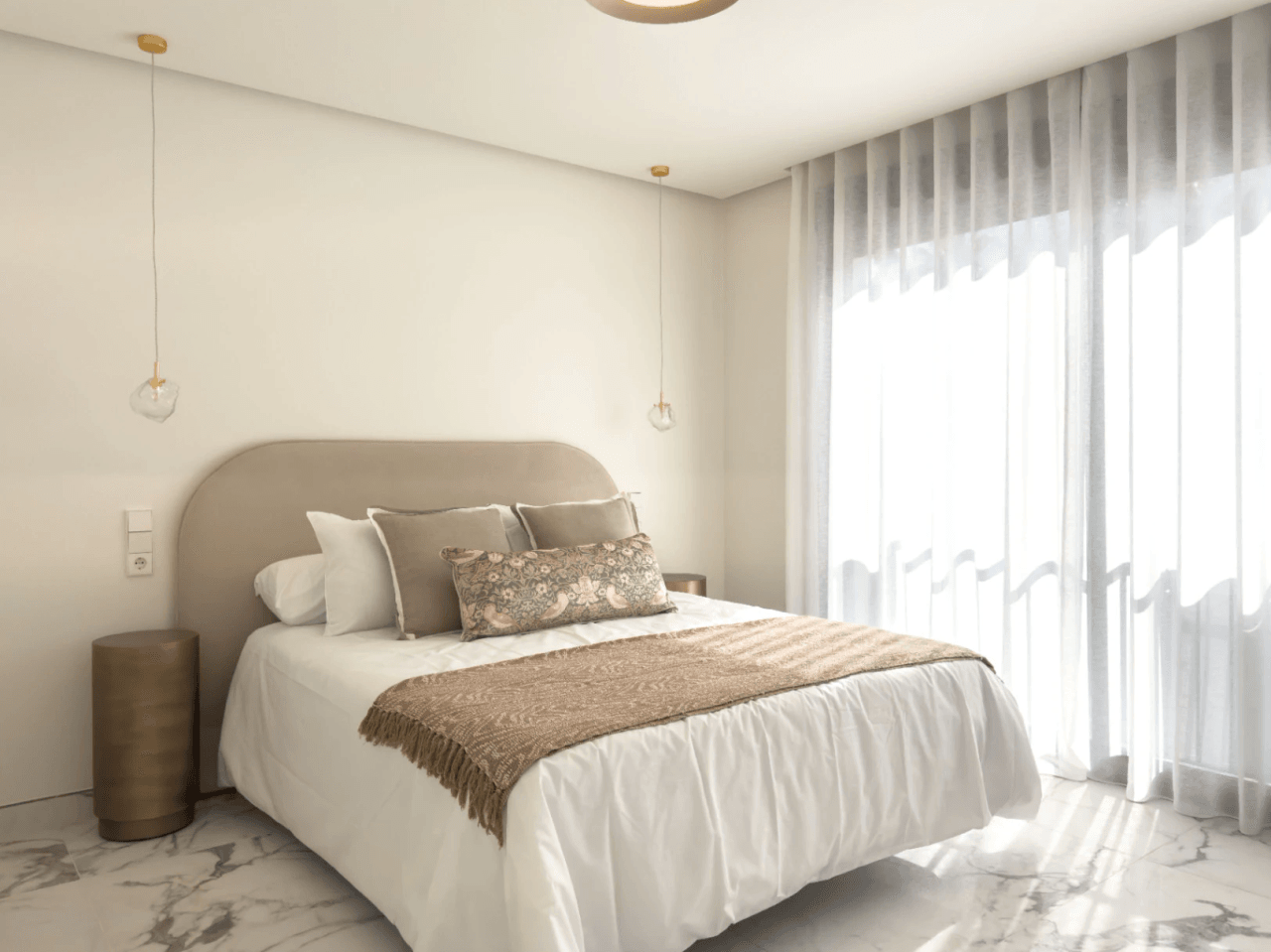 Chalet en venta con 3 dormitorios y piscina en Denia, Alicante