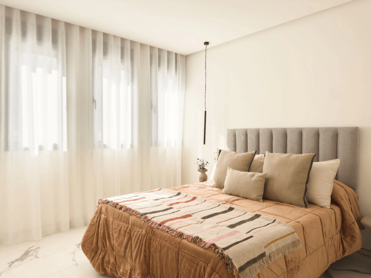 Chalet en venta con 3 dormitorios y piscina en Denia, Alicante