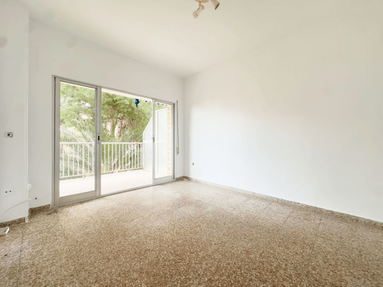 Piso en venta de 2 habitaciones en Las Marinas, Denia