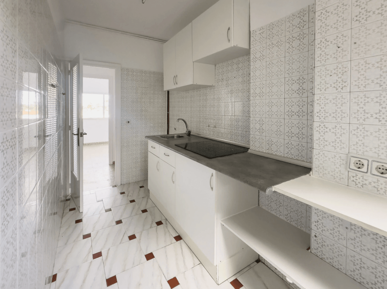 Piso en venta de 2 habitaciones en Las Marinas, Denia