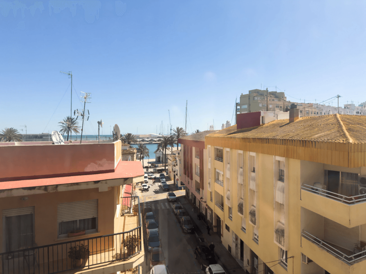 Piso en venta en Denia, Casco urbano, 3 dormitorios y terraza