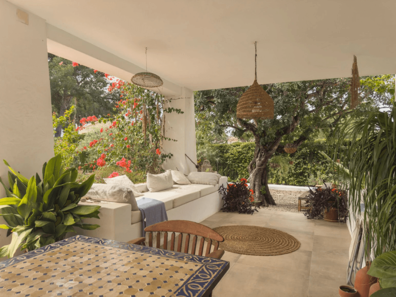 Villa en Jávea con impresionantes vistas al Montgó