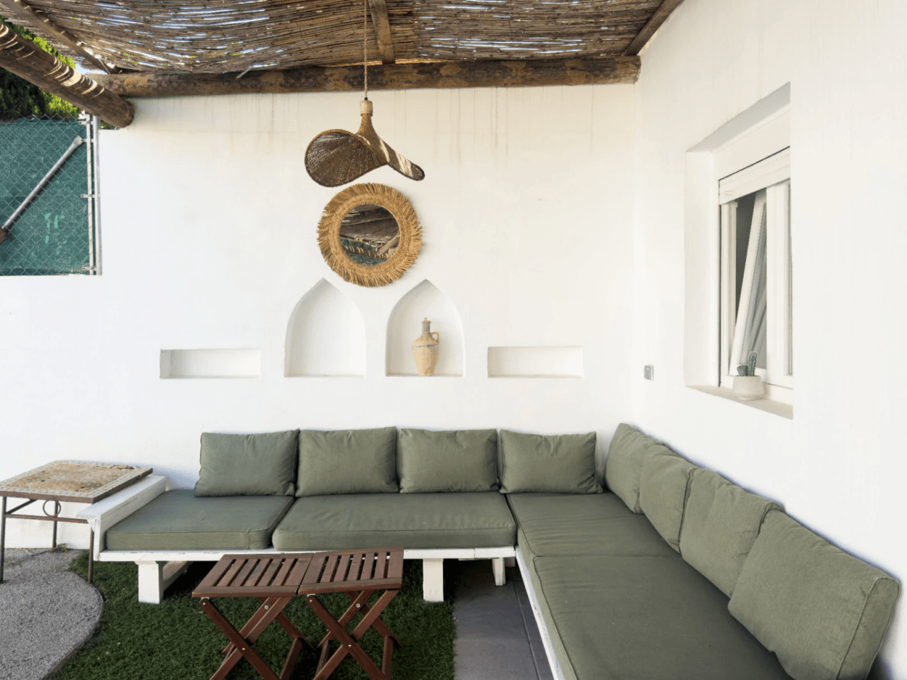Chalet estilo moderno en venta en Denia con 5 dormitorios y piscina privada