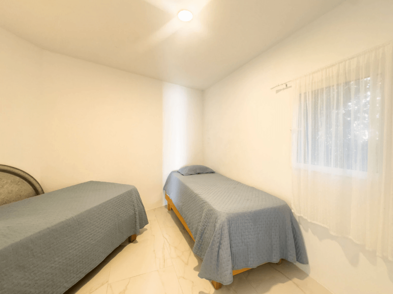 Chalet estilo moderno en venta en Denia con 5 dormitorios y piscina privada