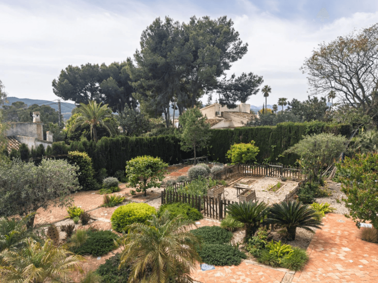 Villa en Jávea con impresionantes vistas al Montgó
