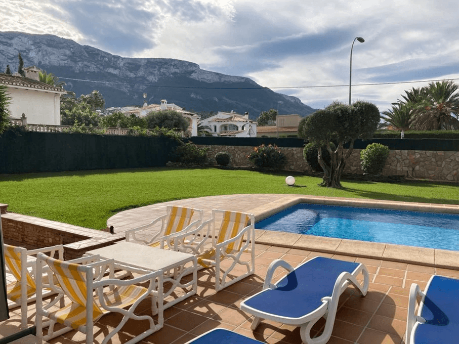 VENTA VILLA CERCA DE DENIA