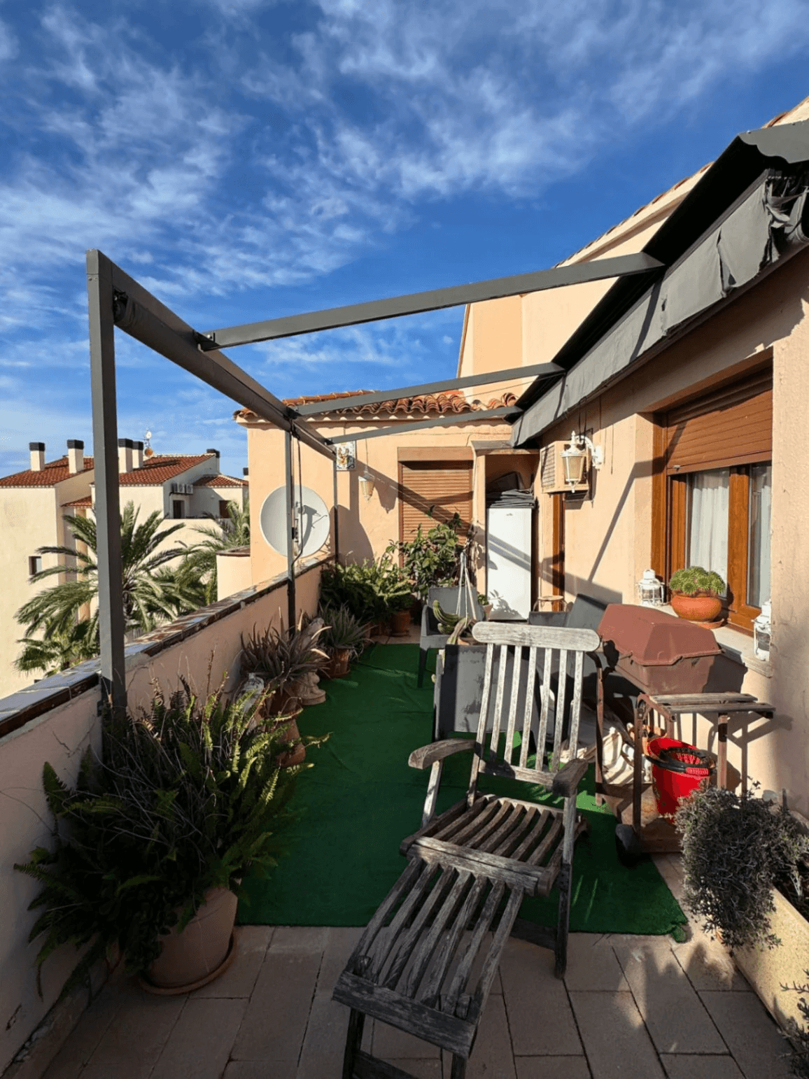 Ático en Denia con 2 dormitorios y piscina comunitaria