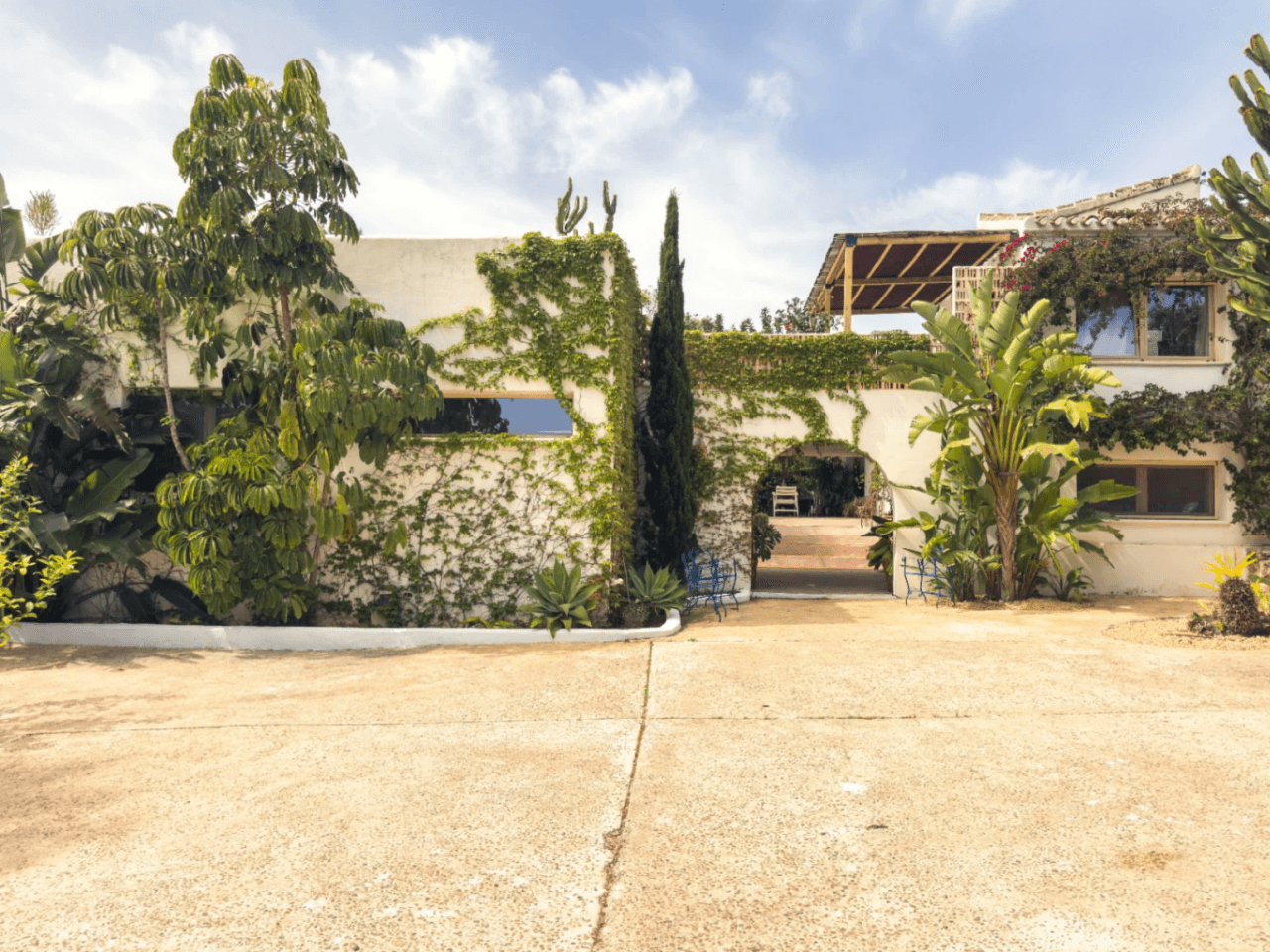 Villa en Jávea con impresionantes vistas al Montgó
