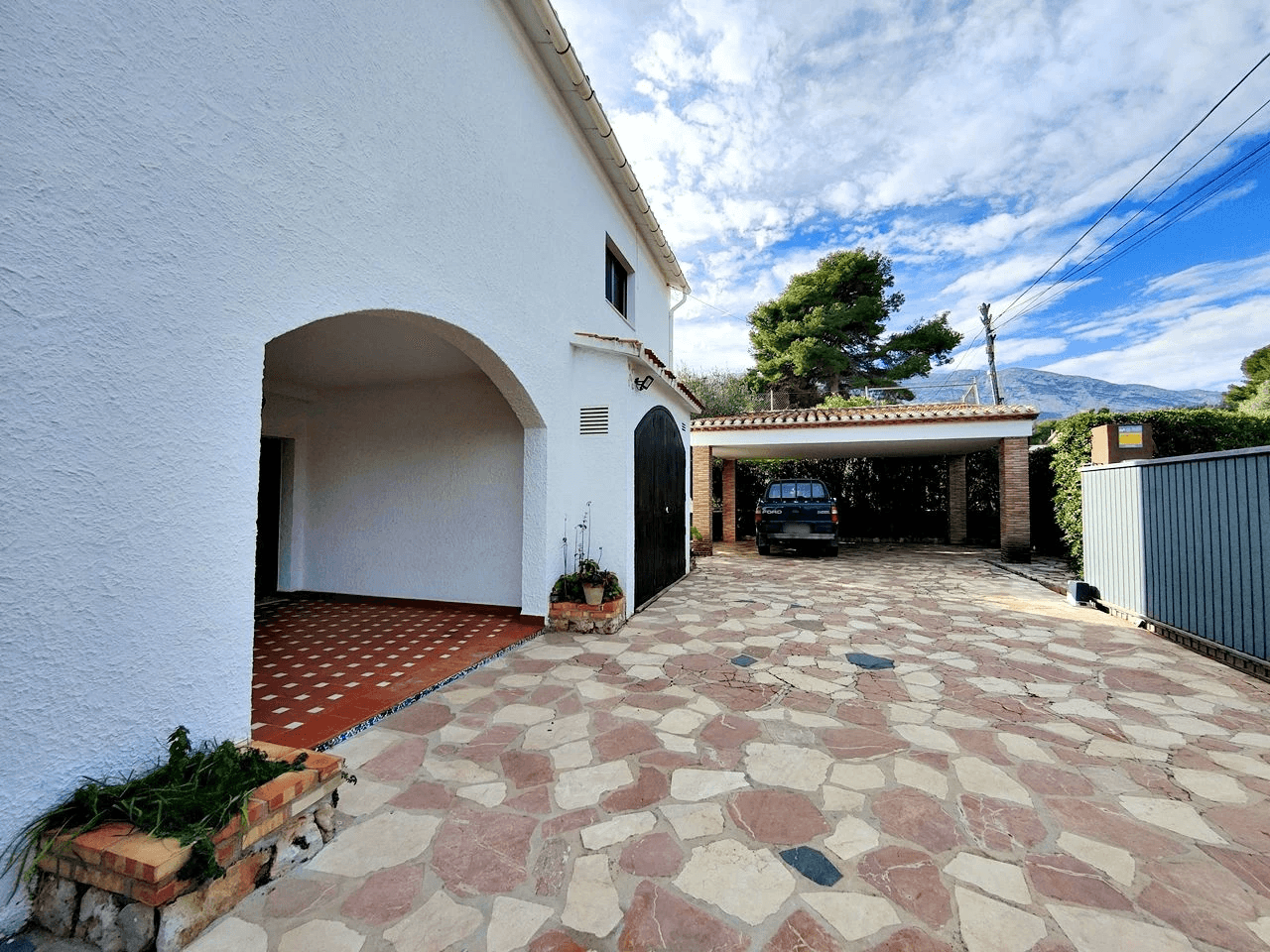 CHALET EN LAS ROTAS