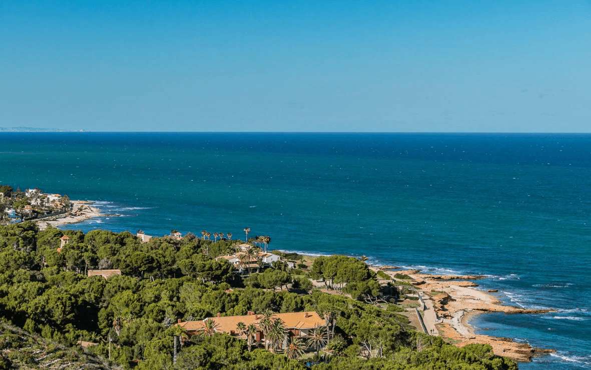 Impresionante villa con vistas al mar en Dénia.
