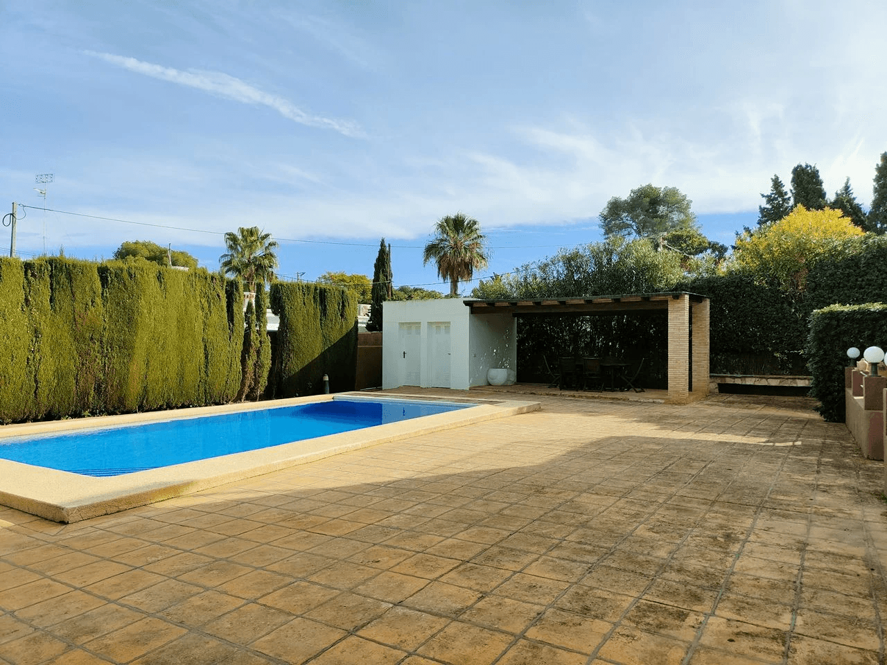 CHALET EN LAS ROTAS