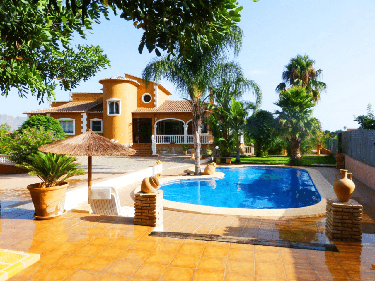 Villa en venta en Pedreguer