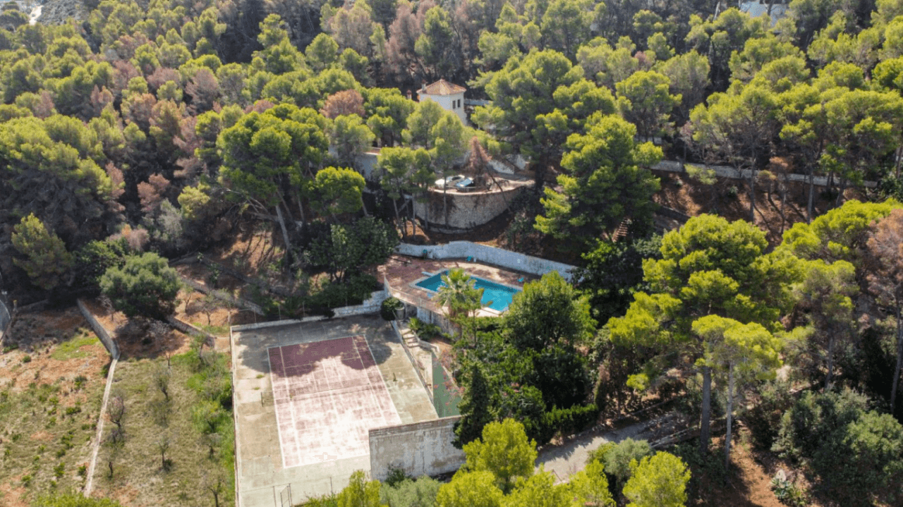 Wonderful Villa with sea views in Las Rotas. Dénia