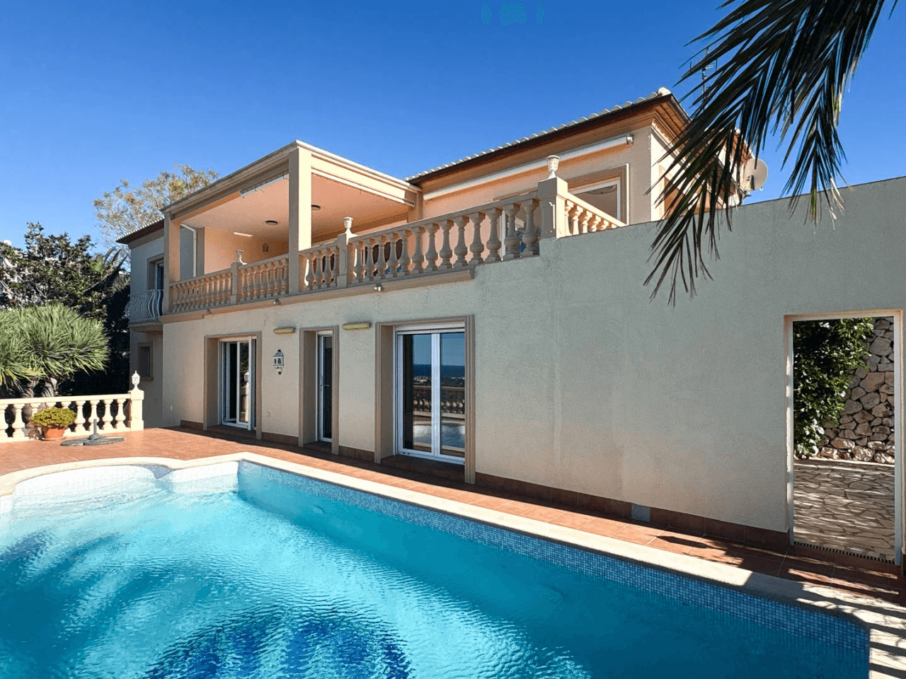 Luxury Villa in Marquesa VI: The Balcony of the Mediterranean