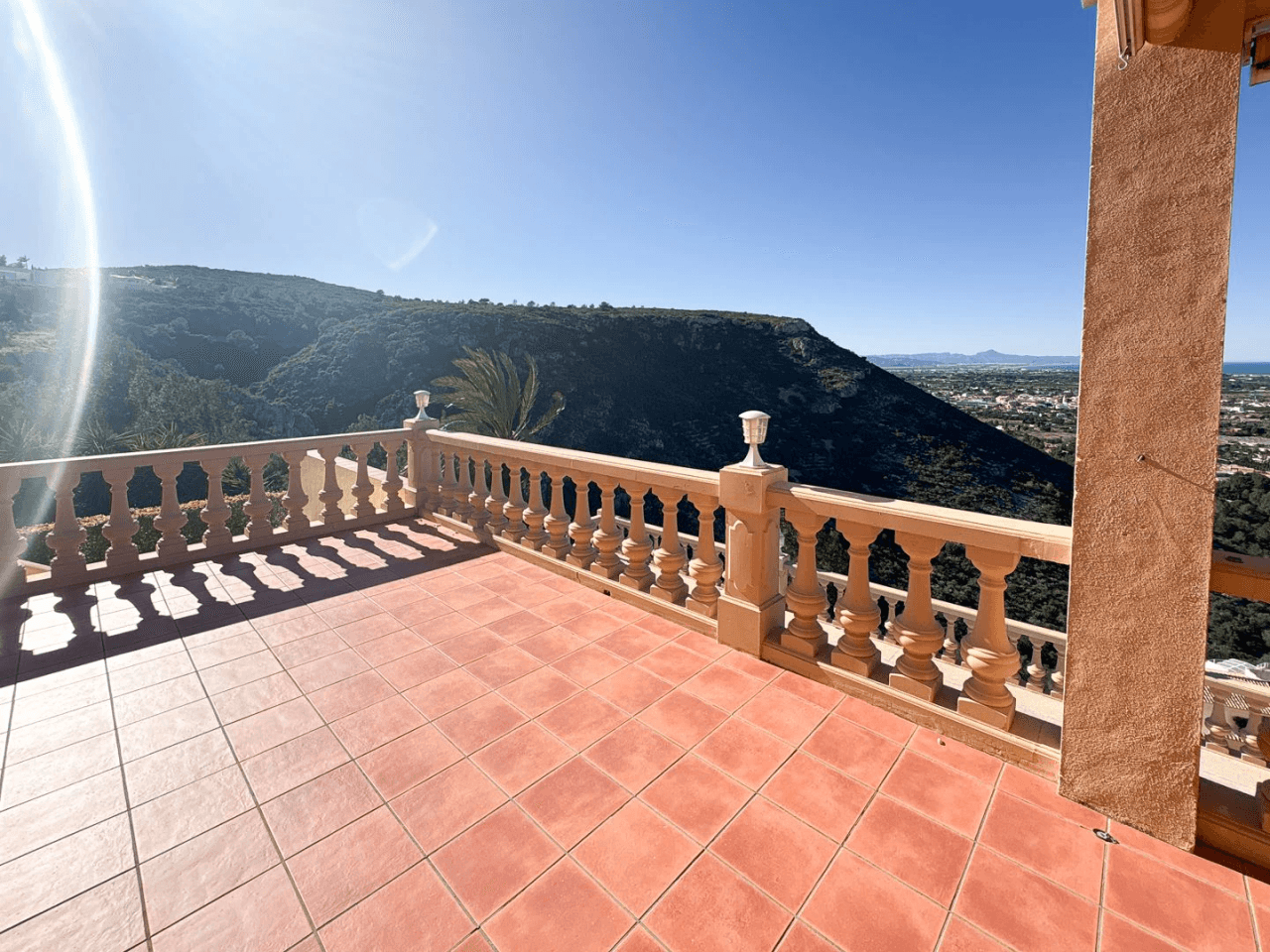 Luxury Villa in Marquesa VI: The Balcony of the Mediterranean