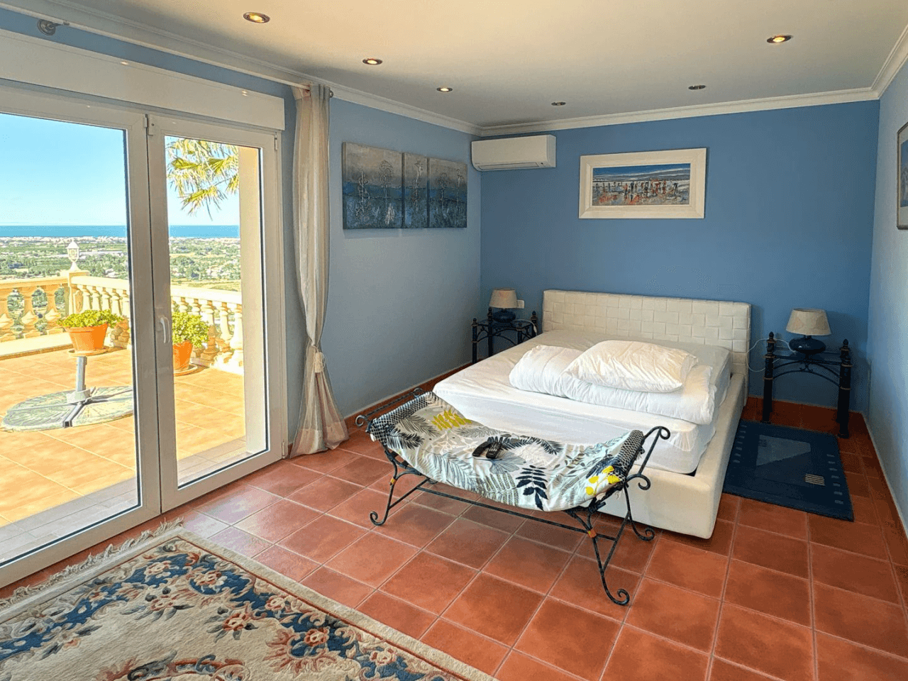 Luxury Villa in Marquesa VI: The Balcony of the Mediterranean