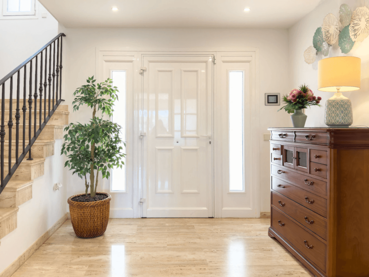 Chalet en venta en Calpe: 5 habitaciones, piscina privada.