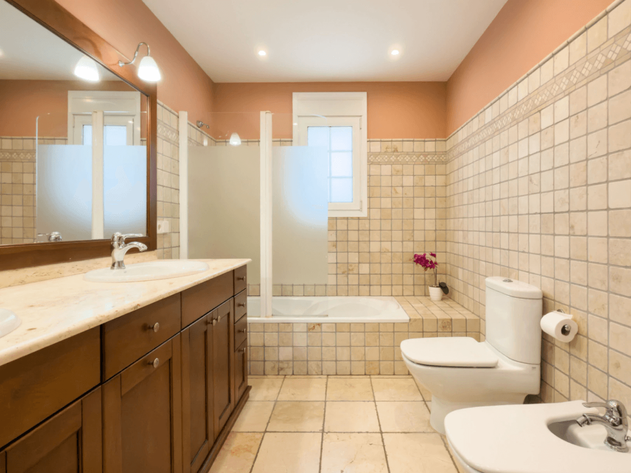 Chalet en venta en Calpe: 5 habitaciones, piscina privada.
