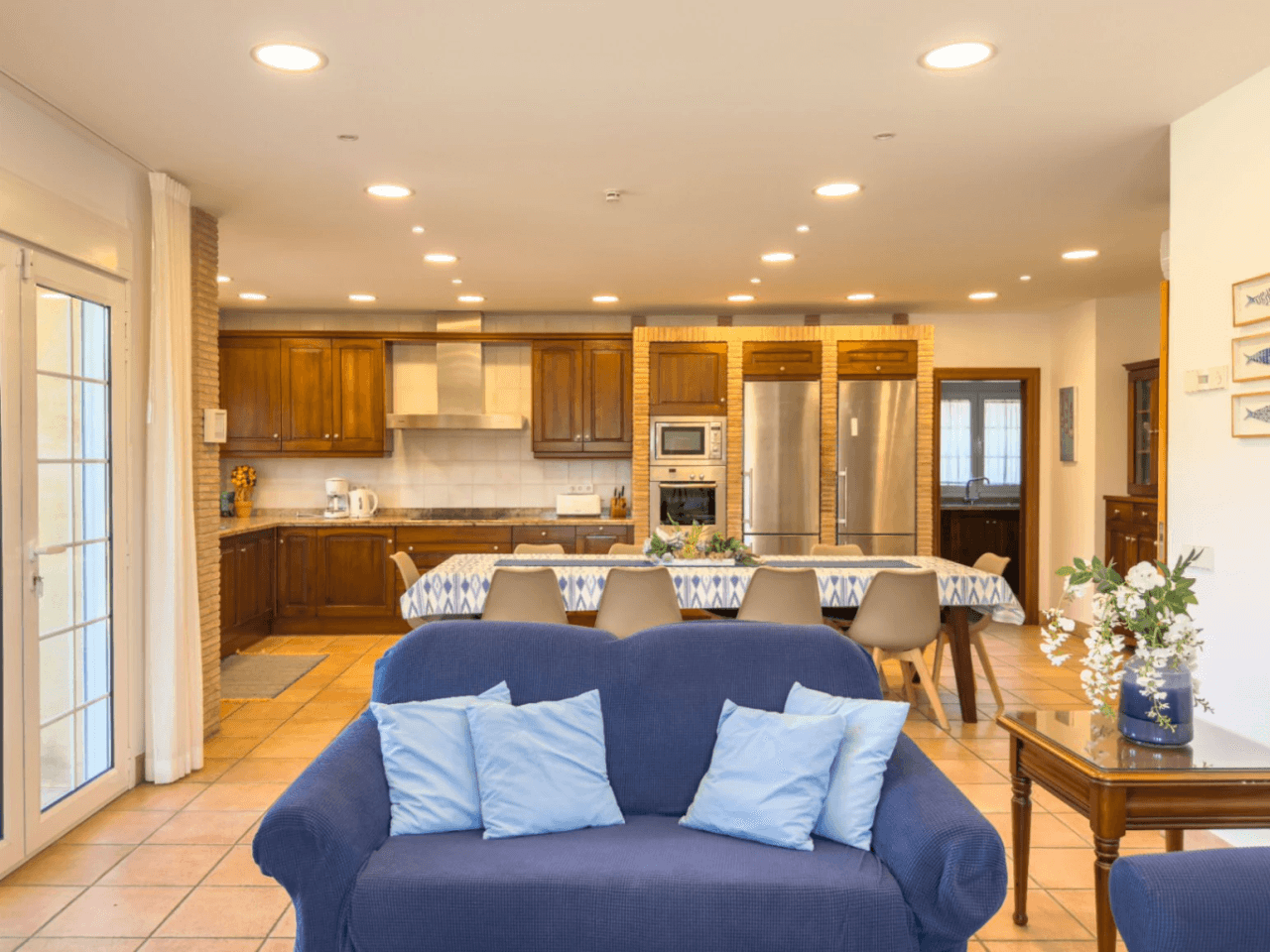 Chalet en venta en Calpe: 5 habitaciones, piscina privada.