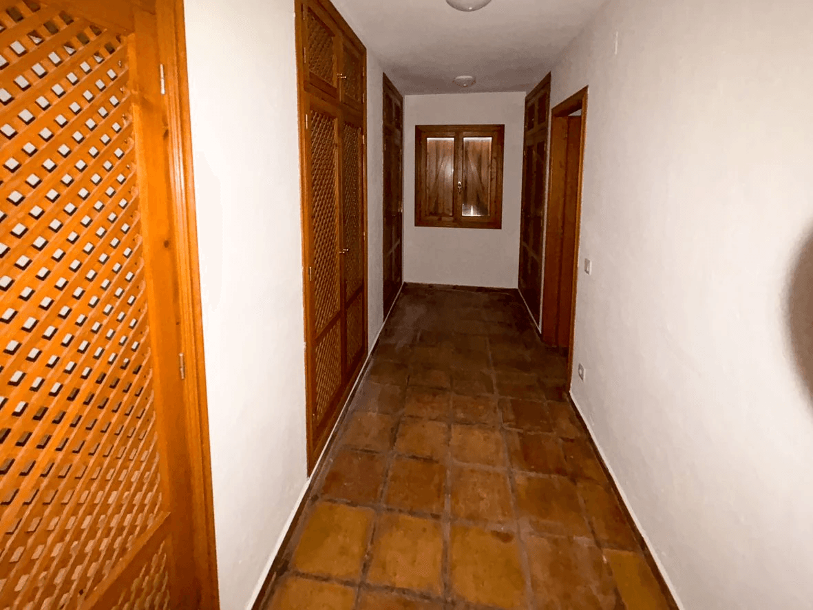 Stunning villa with sea views in Dénia.