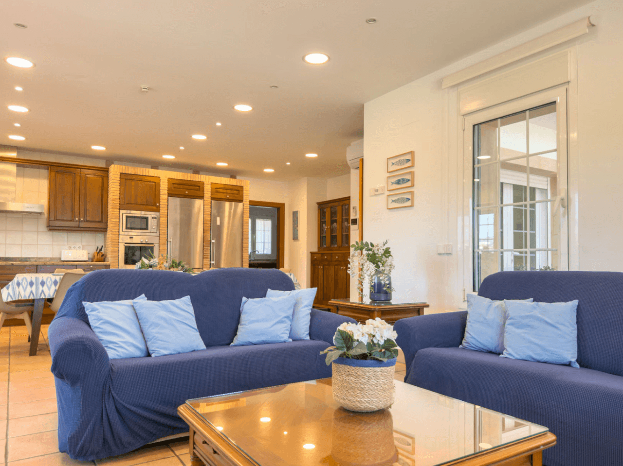 Chalet en venta en Calpe: 5 habitaciones, piscina privada.