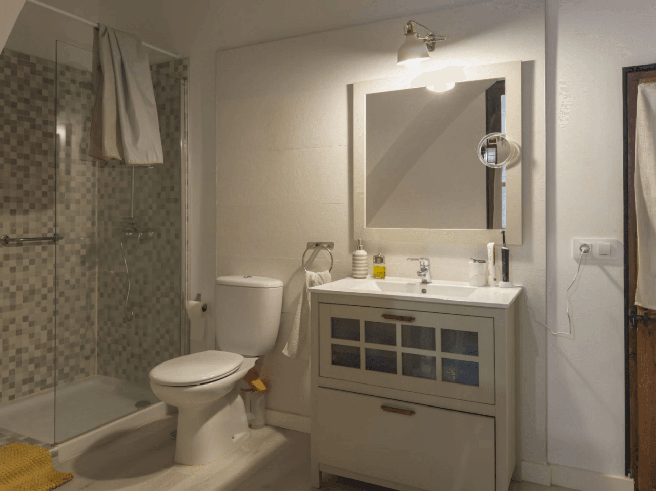 Village house for sale in the historic center of Javea.