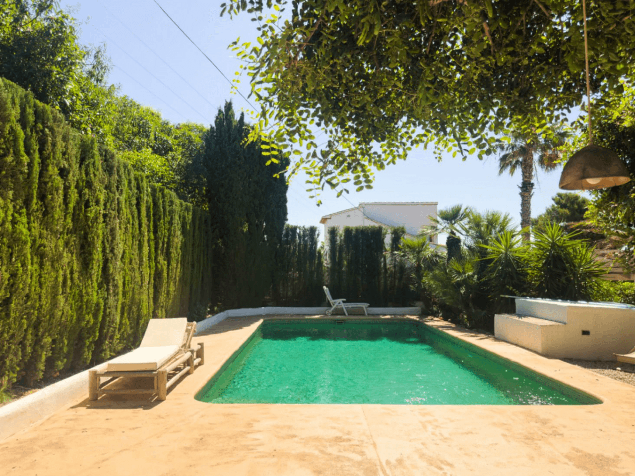 Villa en Jávea con impresionantes vistas al Montgó