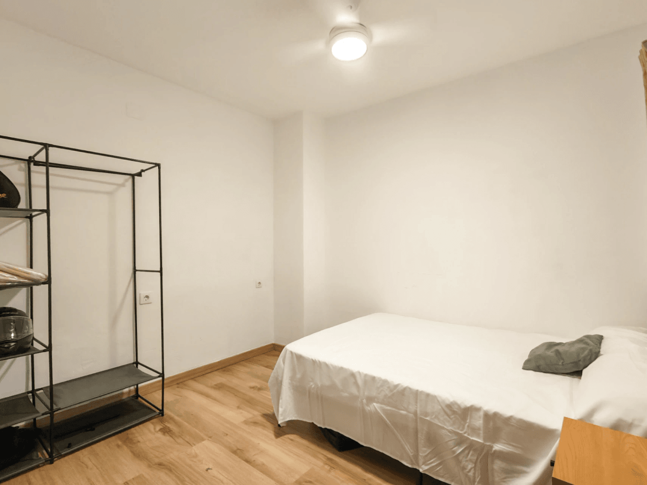 Renovated apartment with elevator for sale, in the center of Denia.