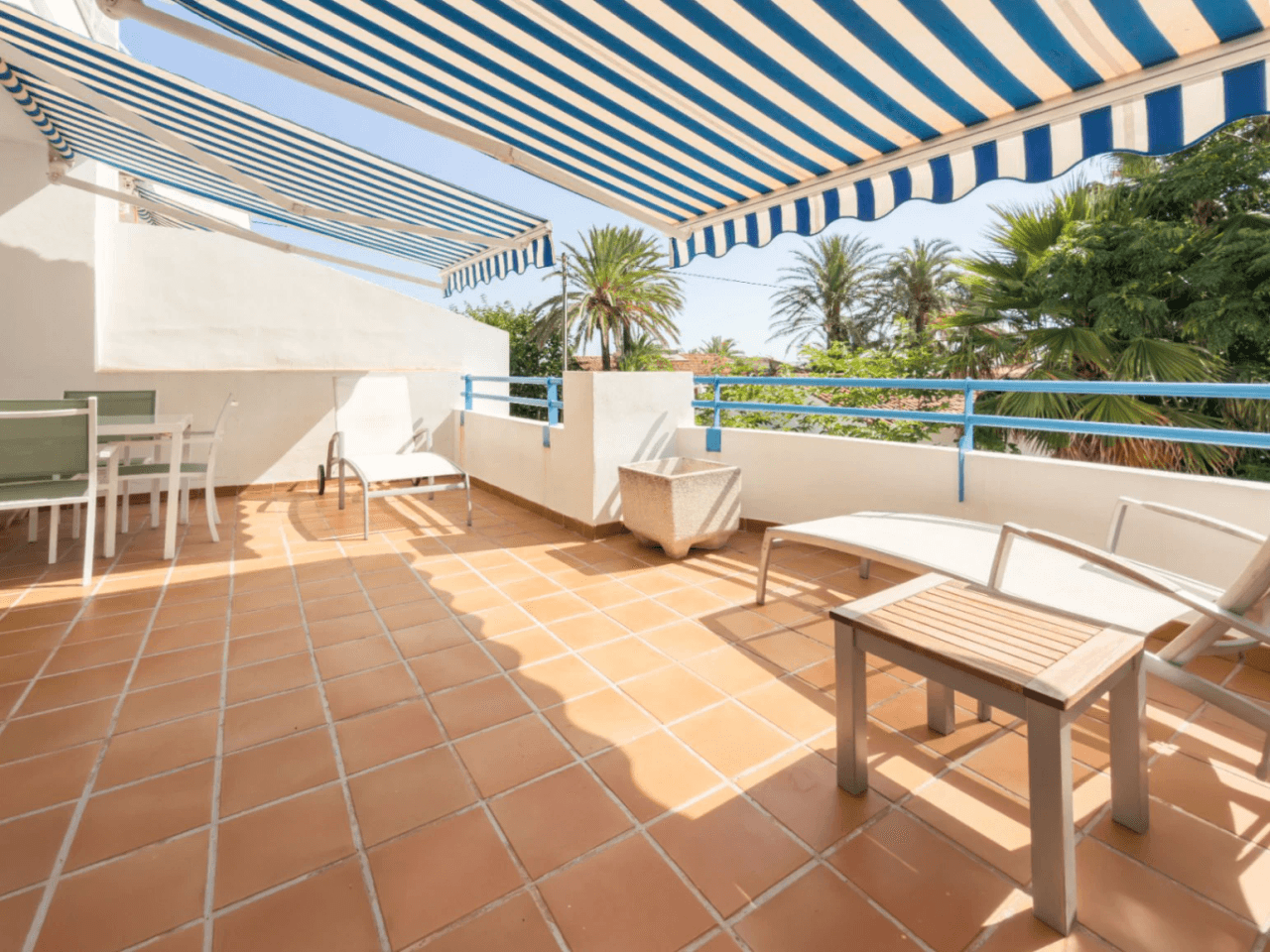 Apartamento en el Km 4 de las Marinas