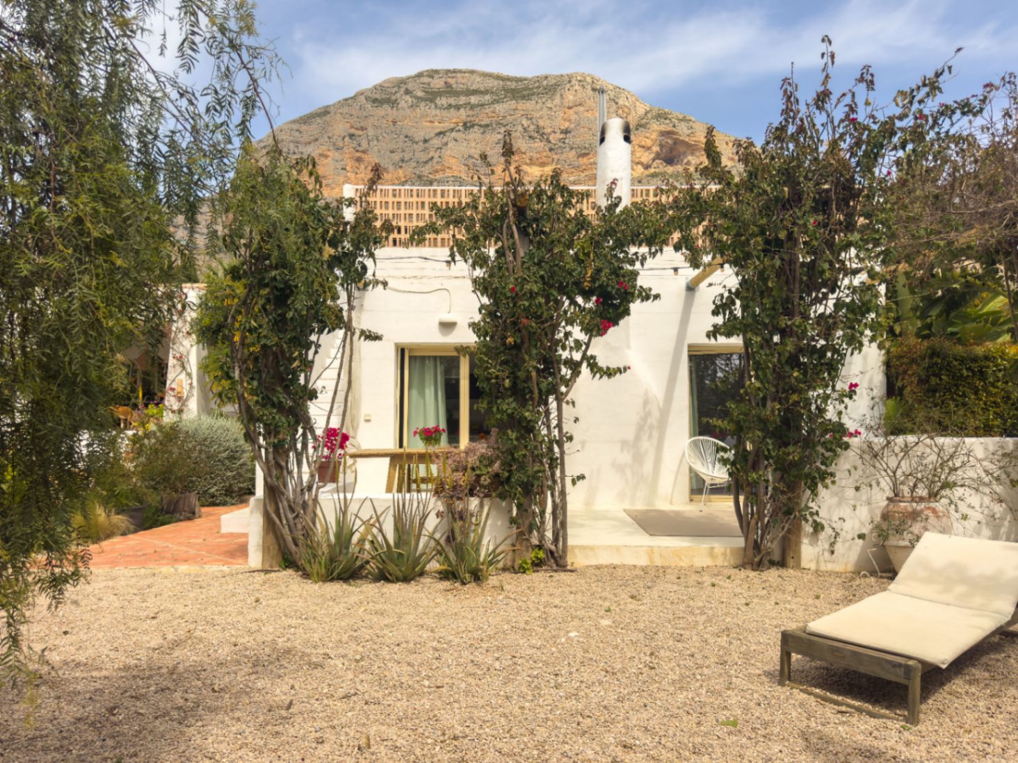 Villa en Jávea con impresionantes vistas al Montgó